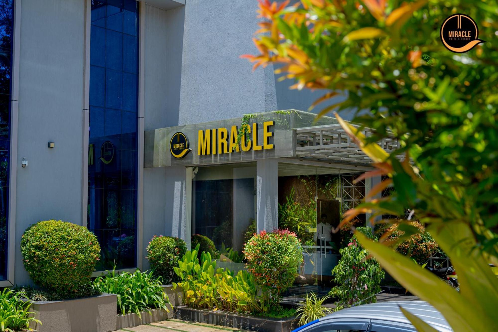 Miracle Hotel And Resorts Kozsíkóde Kültér fotó